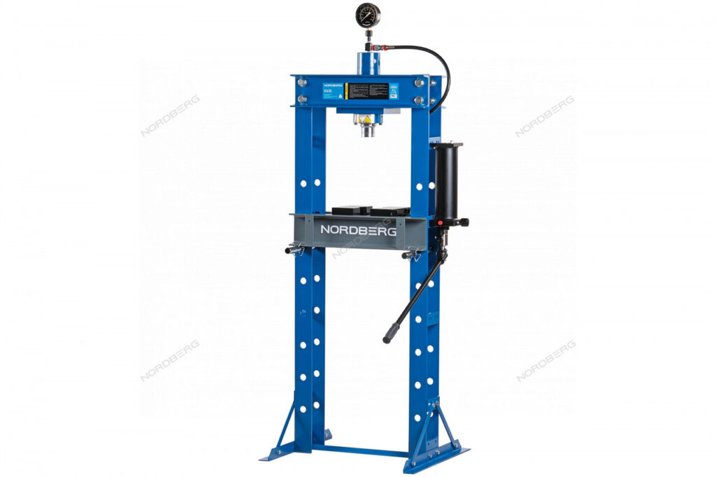 225949873 gidravlicheskij press 30